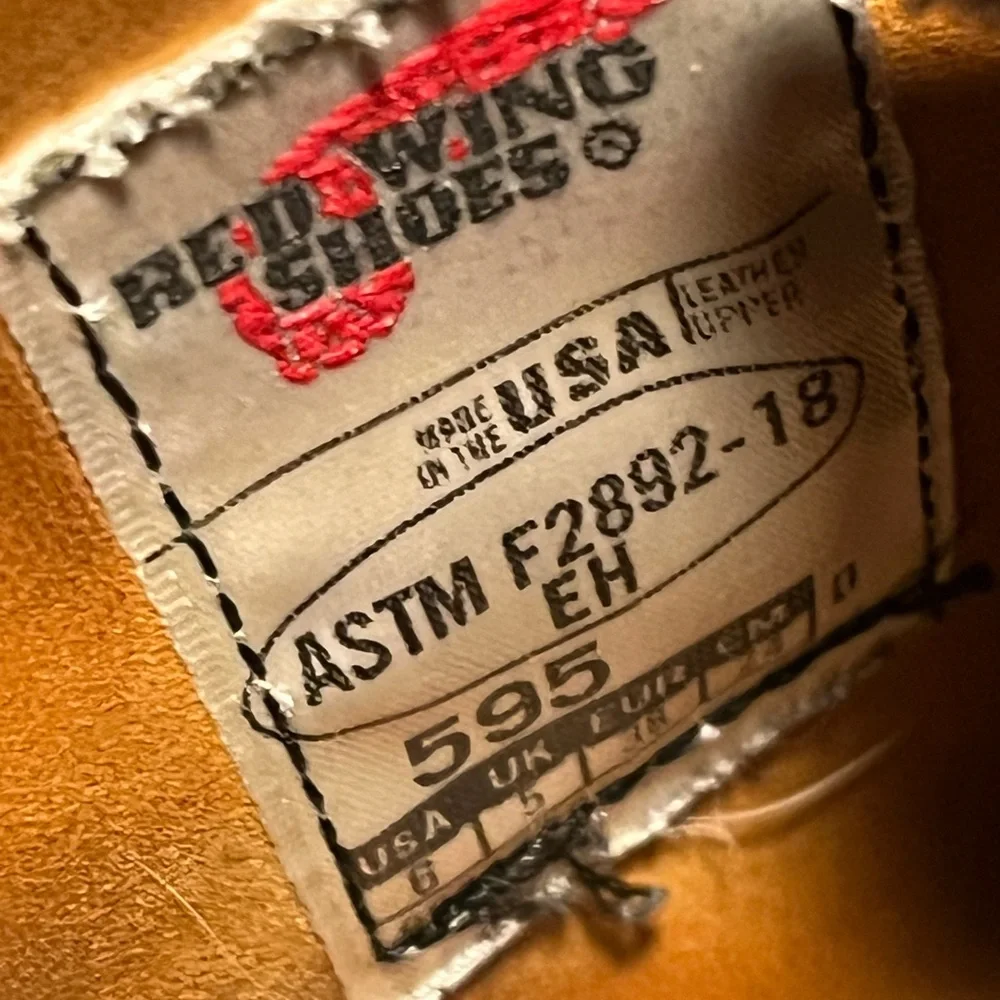 Red Wing Shoes Traction Tred Chukka Boots #595